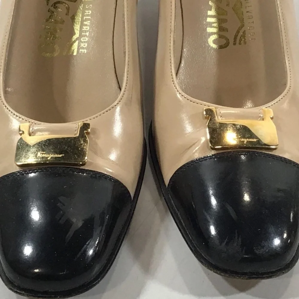 Women’s Salvatore Ferragamo Two Tone Cap Toe Elegant Beige Block Heel Size 5.5B